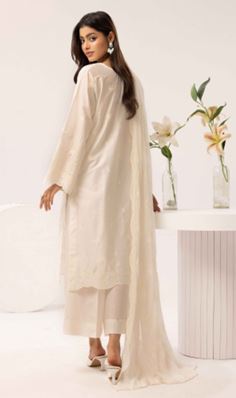 NAYAAB AALAYA V/2 08 Luxury Lawn Embroidery Suit with crinkle embroidery Dupatta