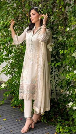 LUMINARA MANAHIL LAKHANI IVORY 07 Unstitched Luxury Embroidered Chiffon Collection