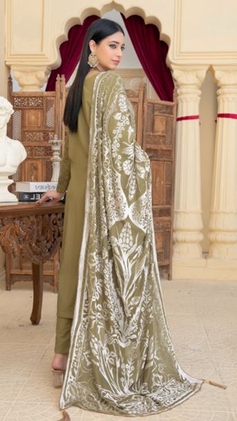 Premium Zari Peach Embroidery Suit with Velvet Cutwork Palachi Shawl