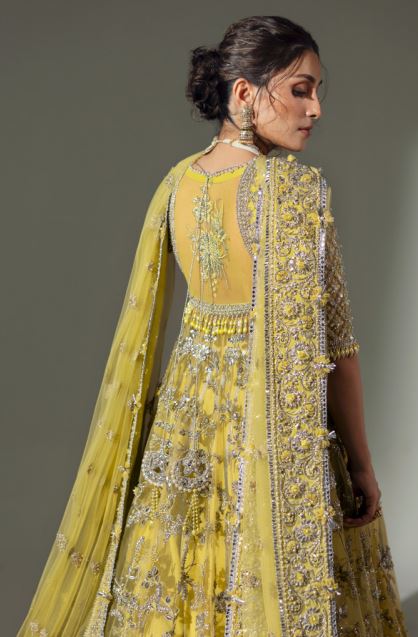 Embellished & Embroidered Suit With Embroidered Dupatta Running