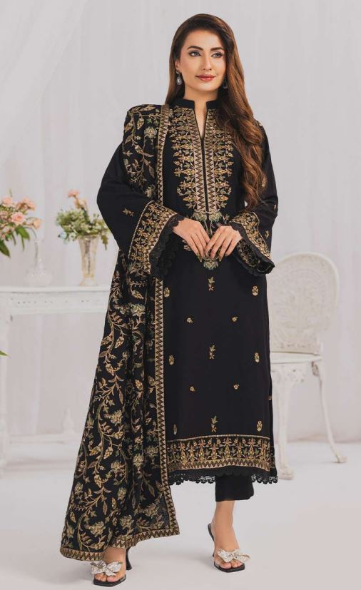 Luxury Karandi Embroidery Suit With Heavy Embroidery Karandi Shawl