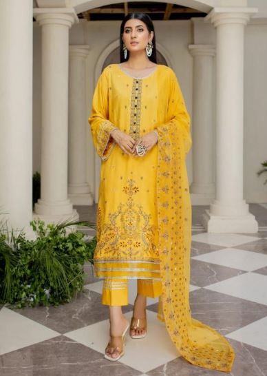 SANAM SAEED Luxury Viscose Embroidery Suit with Chiffon Embroidery Dupatta