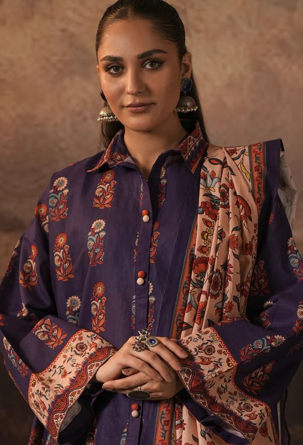 WUW24E30372 Digital Printed Khaddar Suit 3pc