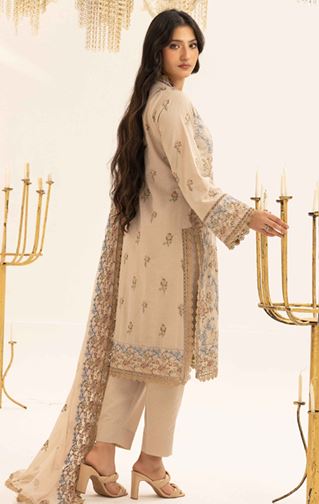 JASMIINE MAHEES RA 02 Elegant embroidered karandi suit with embroidered crinkle duppata
