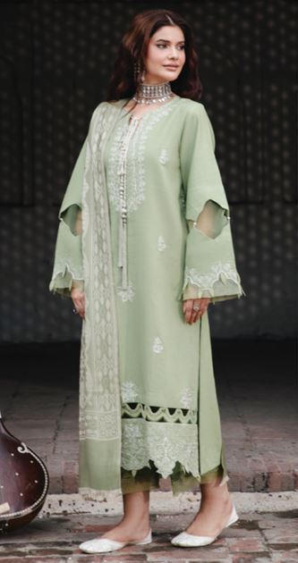 ONORA HUMDUM 06 Premium Embroidered KHADDAR Collection with Heavy Printed JACQUARD Shawl