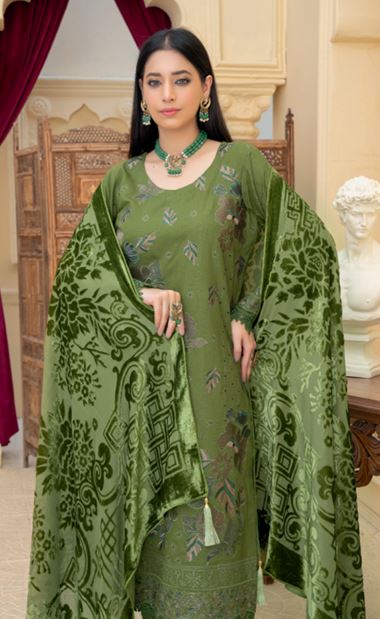 Premium Zari Peach Embroidery Suit with Velvet Cutwork Palachi Shawl
