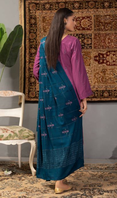 Pashmina Embroidery suit with contrast Pashmina Embroidery Shawl